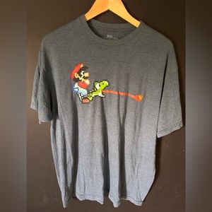 Mario Yoshi t-shirt men’s XL